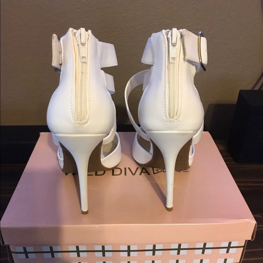 Heels - Picture 6 of 6